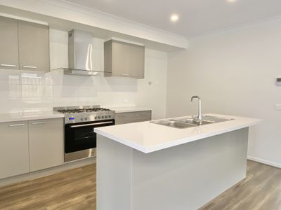 123 Palmdale Crescent, Mambourin