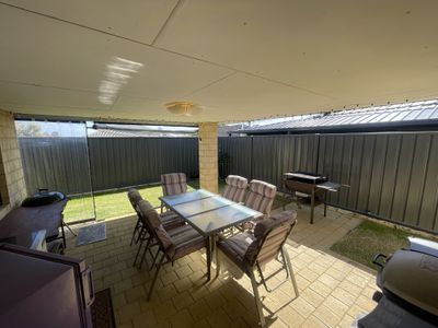 5 Sawtooth Bend, Banksia Grove
