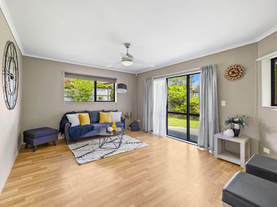 19 Reybert Place, Massey