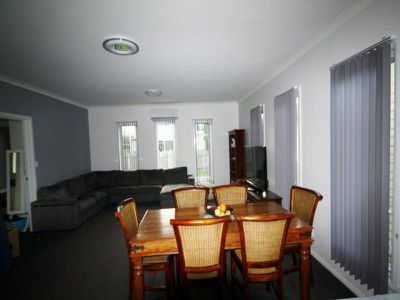 2 / 99 Old Bass Highway, Wynyard