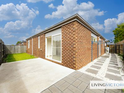 14 Adelong Street, Werribee