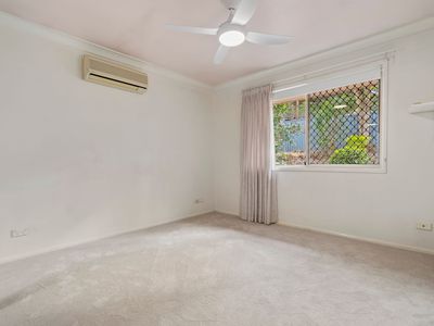 94 Passerine Drive, Rochedale South