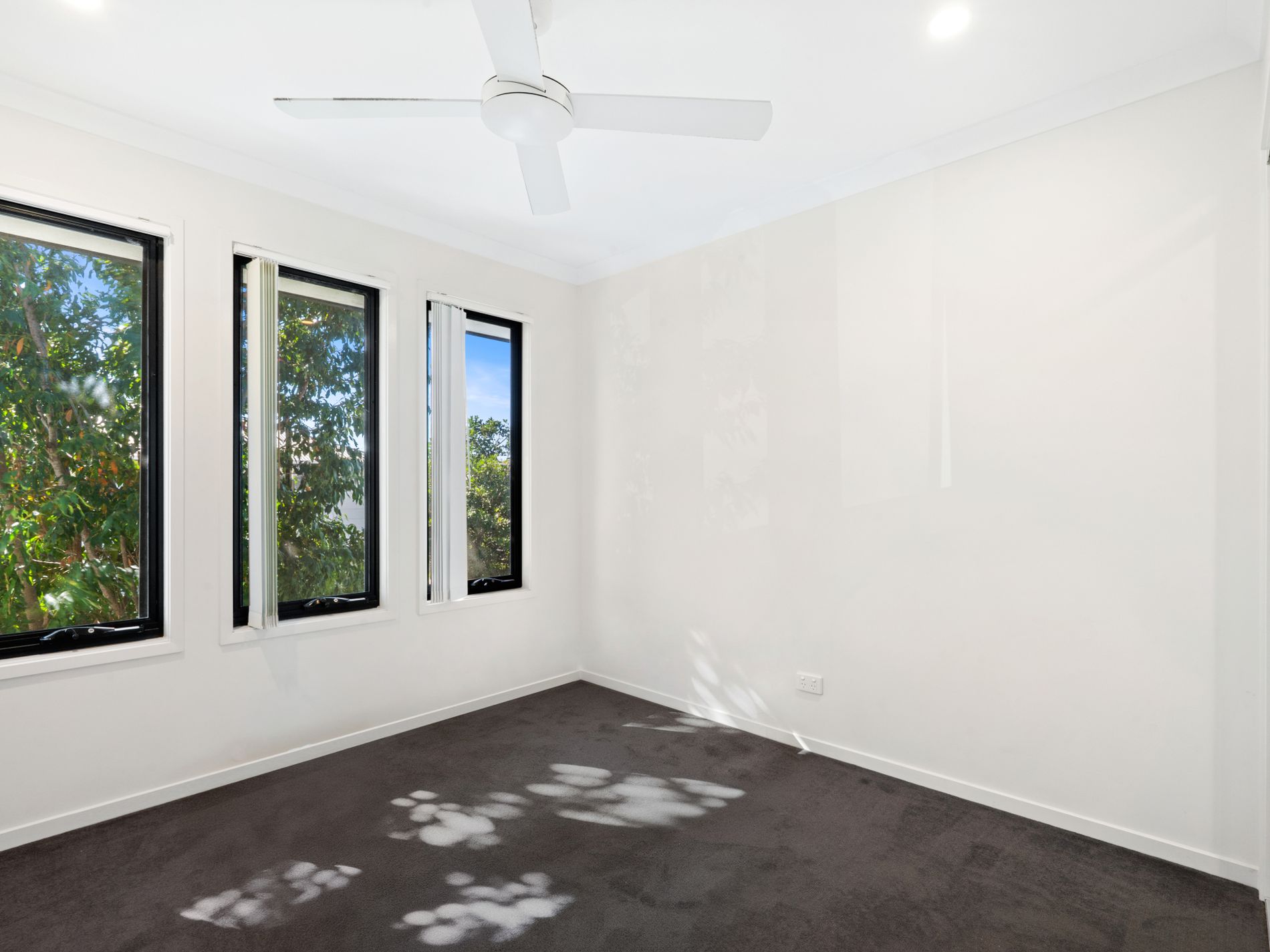 124 / 370 Gainsborough Drive, Pimpama