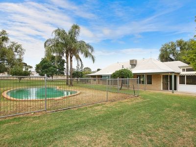 198 Humphreys Road, Bungowannah