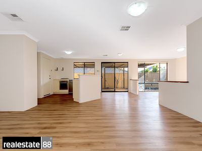 26 Friarbird Terrace, Beeliar