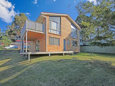 12 Treetops Crescent, Mollymook