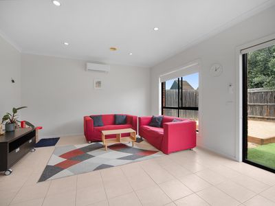 1 / 49-55 Rosella Avenue, Werribee