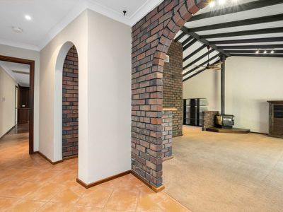 36 Carawatha Avenue, Mount Nasura