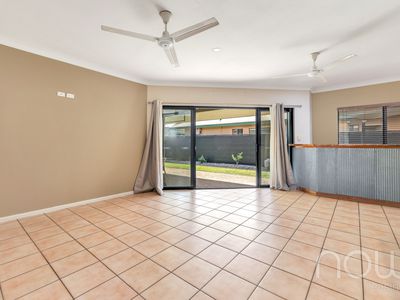 12 Kintore Place, Gunn