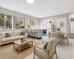 4 / 20 Bringelly Road , Kingswood