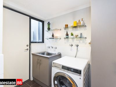 6 Boans Lane, East Perth