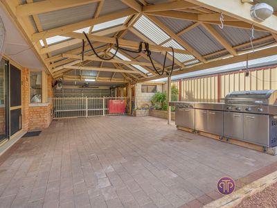 110 Forest Crescent, Thornlie