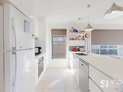 7 Mangrove Crescent, Dubbo