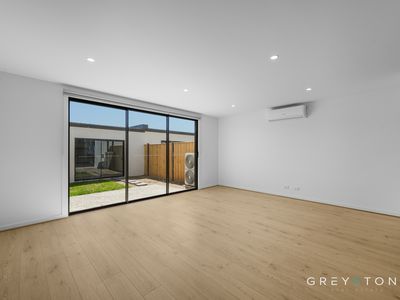 5 Stitch Walk, Fraser Rise