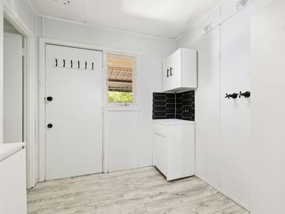 27 Willowmead Way, Kelmscott