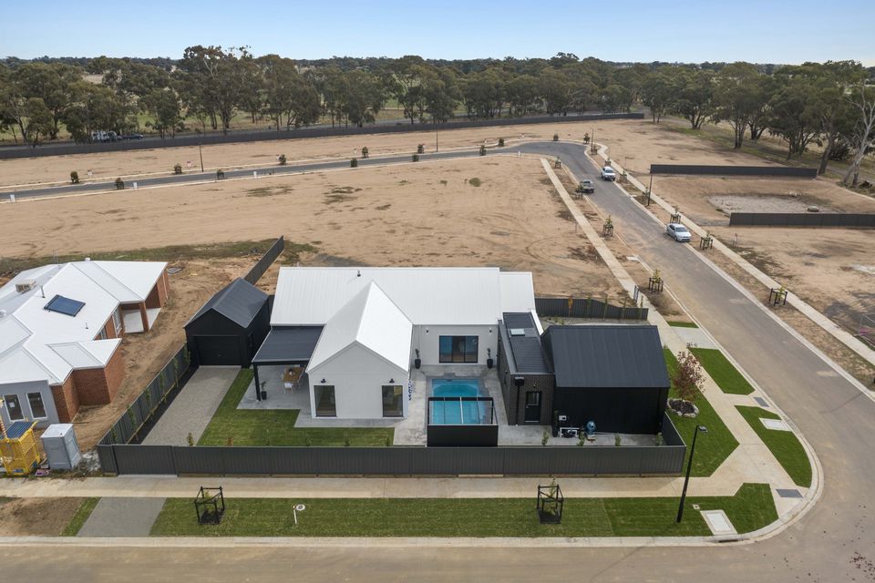 27 Oscar Drive, Marong