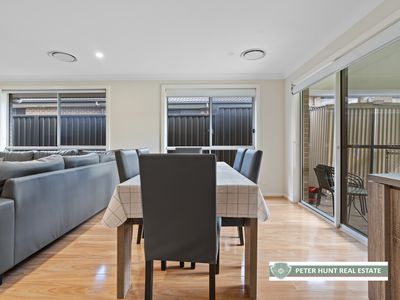 294 Thirlmere Way, Thirlmere