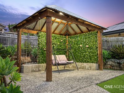 1 Wildflower Dr, Springfield Lakes