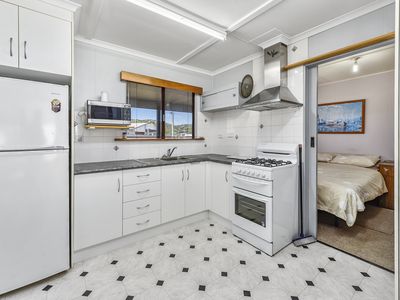 32 Cape Buffon Drive, Southend