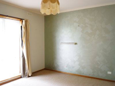 4 Drummond Street, Horsham