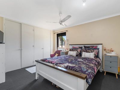 14 Ailsworth Court, Thornlie