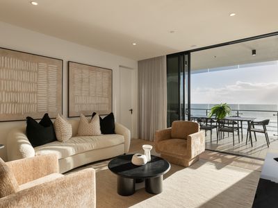 1002 / 272 Hedges Avenue, Mermaid Beach