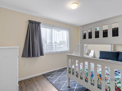 6 Edwin Avenue, Lake Conjola