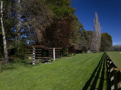 1067 Milton Highway, Lovells Flat