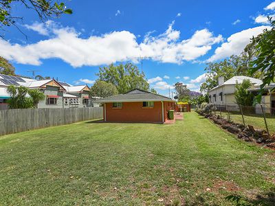 2 / 180 Perth Street, South Toowoomba