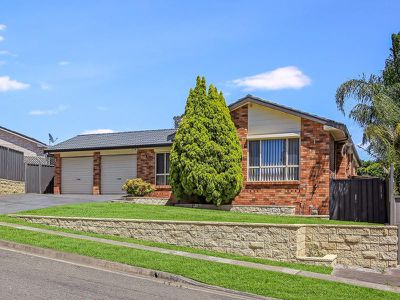 4 Parkinson Grove, Minchinbury