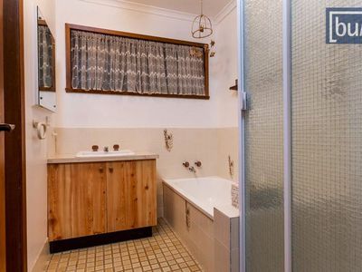 30-32 Clarke St West, Howlong