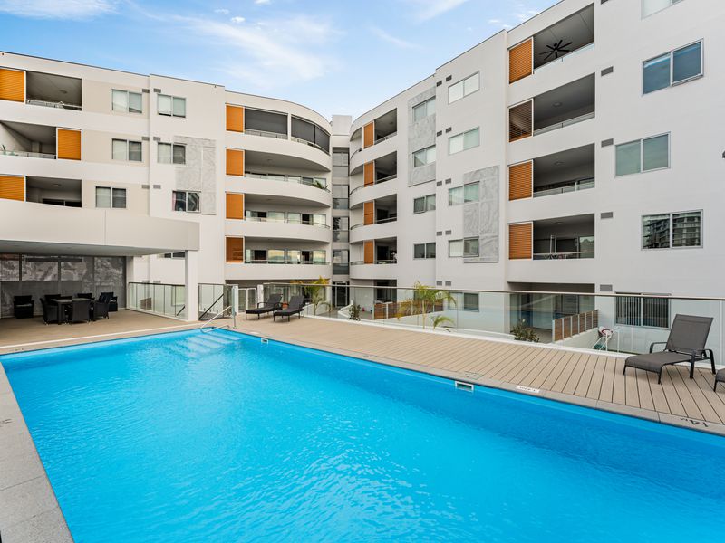 2 / 2 Rowe Avenue, Rivervale