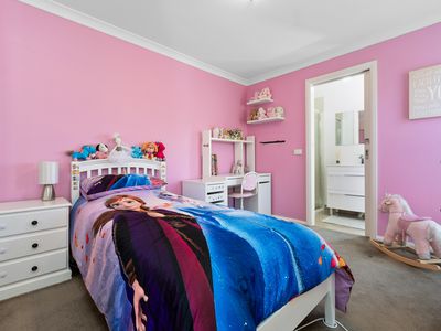 2 / 24 Eramosa Road West , Somerville