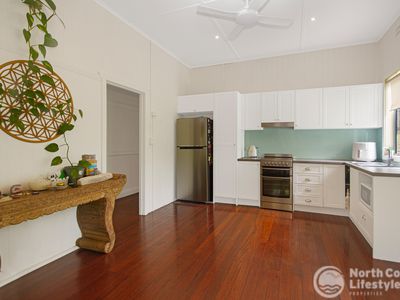 2 Station Street, Burringbar