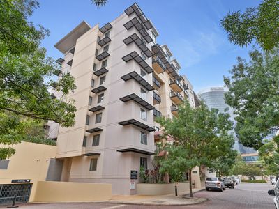 48 / 118 Mounts Bay Road, Perth