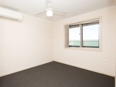 7 / 10 Dulverton Terrace, South Hedland