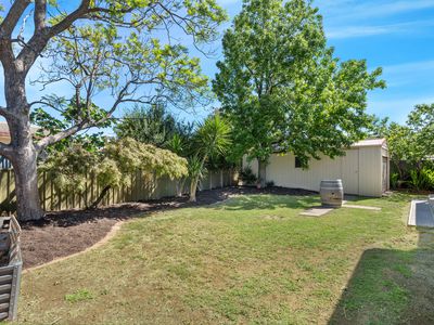 8 Grantley Avenue, Daw Park