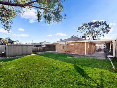8 Geraldine Drive, Hampton Park