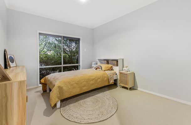 13 The Ridge, Oaklands Junction