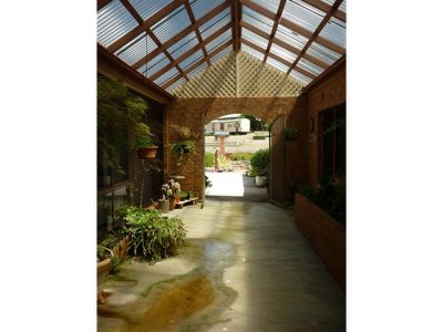 12 Crouch Street, Neville