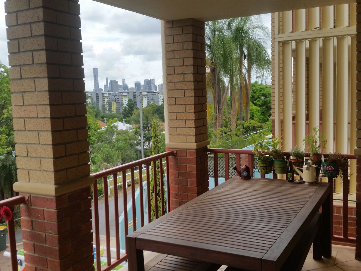 11 / 1 Golding St, Toowong