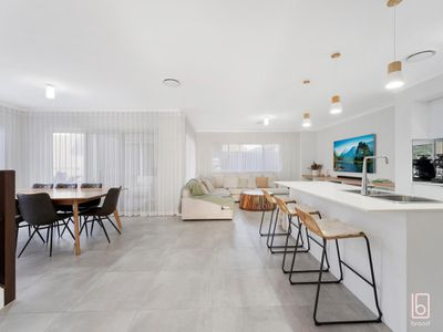 4 Freesia Way, Hamlyn Terrace