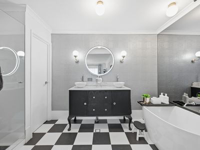 49 Jackson Avenue, Winthrop