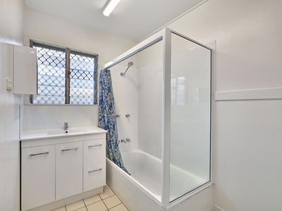 15 Quamby Close, White Rock