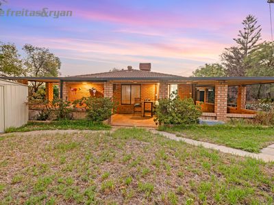 12 Tablo Court, South Lake