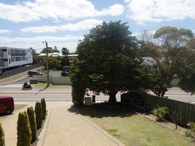 43A Pearl Parade - Top location, Scarborough