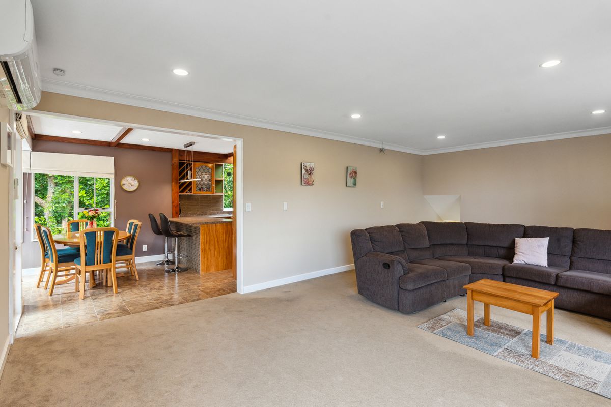 15B Kakariki Grove, Waikanae