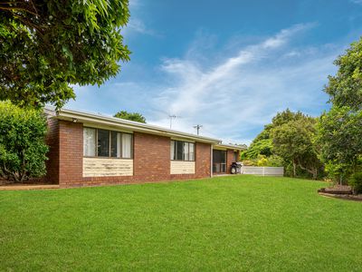 12 Cotswold Court, Rochedale South