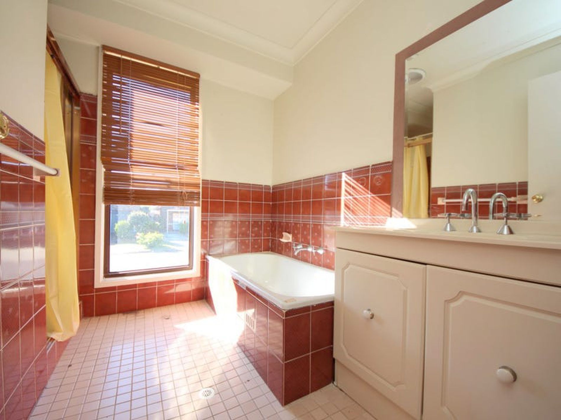 5 Nottingham Crescent, Chipping Norton