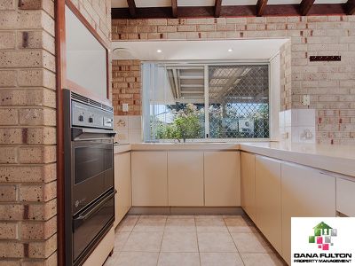 10 Saskatchewan Way, Greenfields